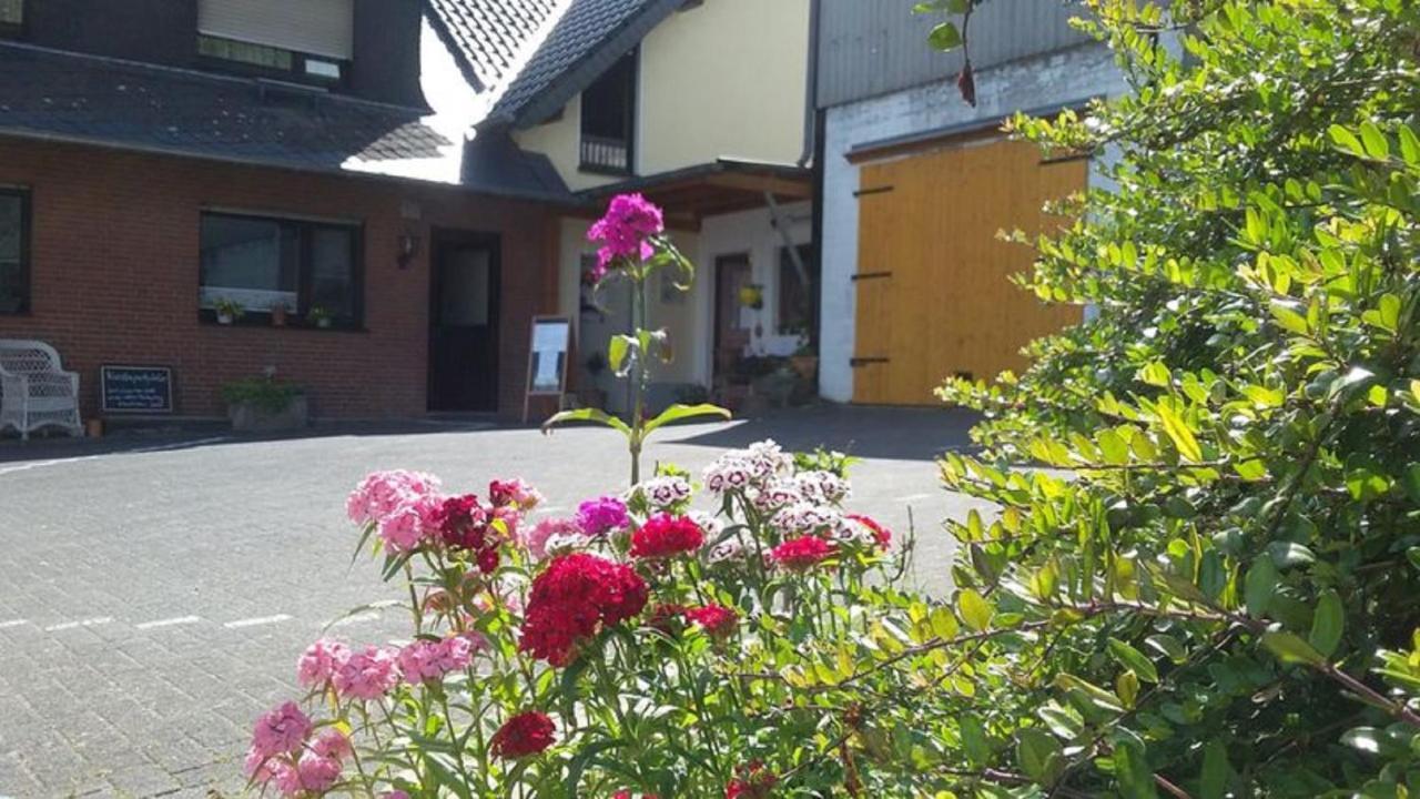Bauernhof Sesterhenn Leichlingen Buitenkant foto